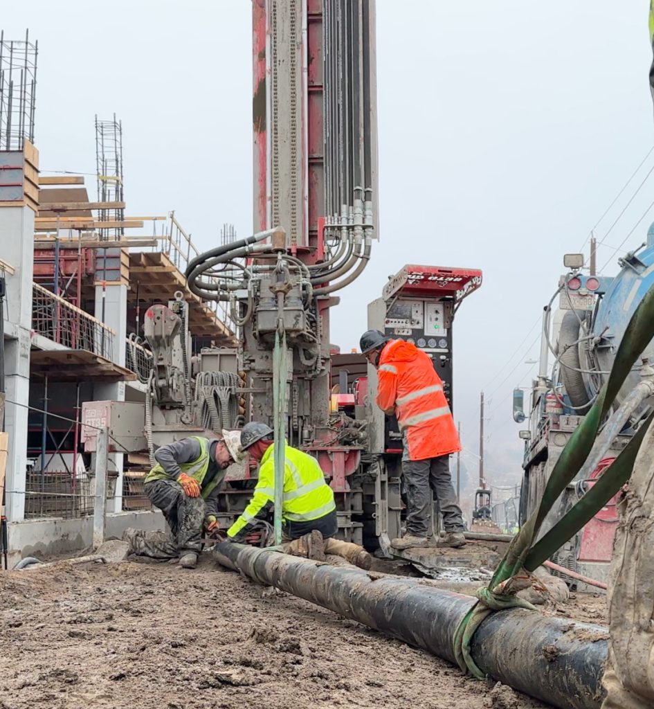 On-site drill rig training with a customer crew